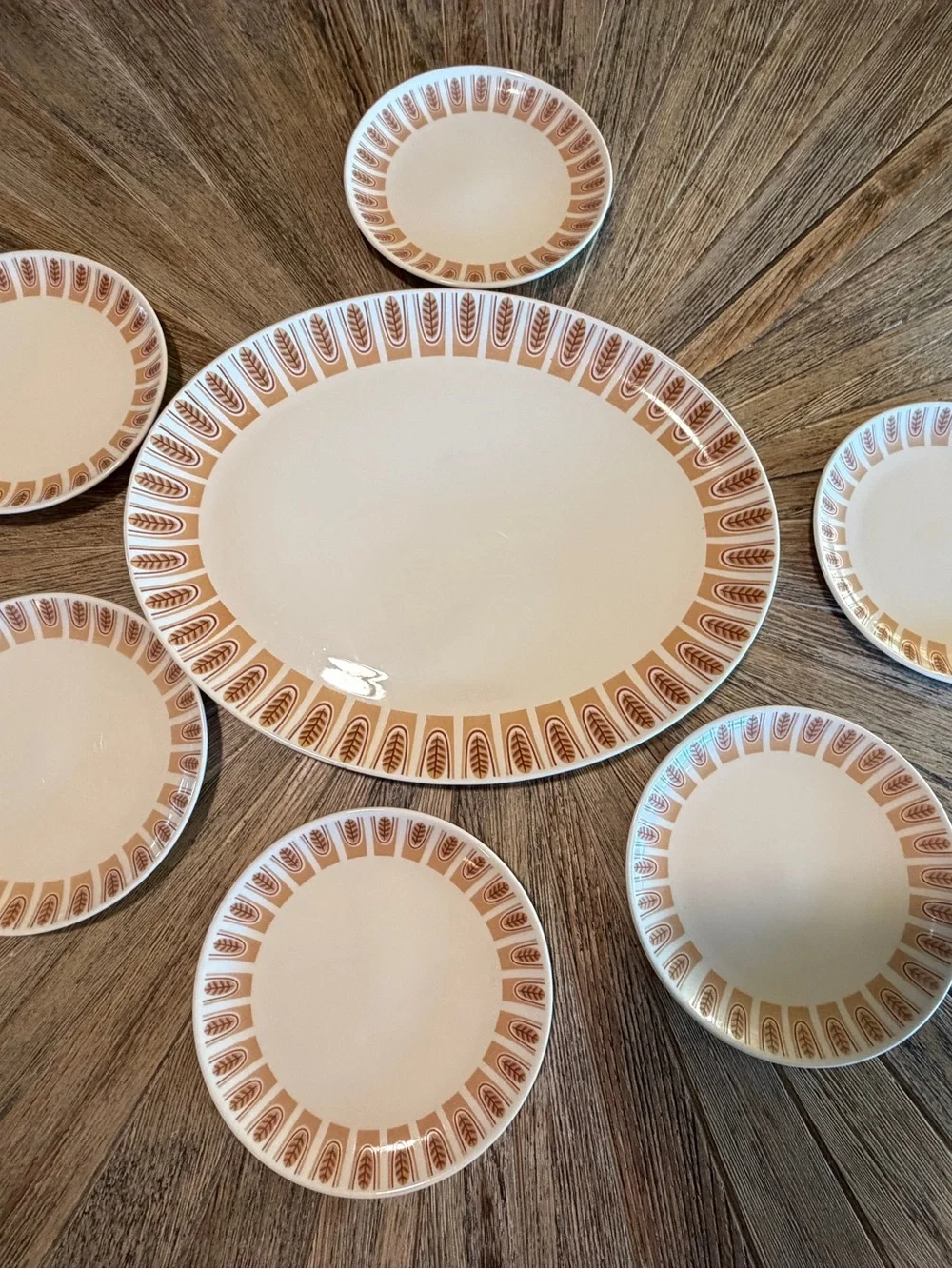 Taylor Smith Taylorton Wild Rice Atomic Serving Platter + 6 Bread Plates MCM